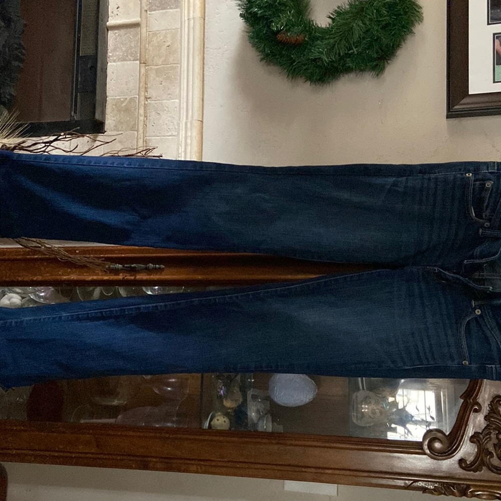 American eagle Size 4 stretch jeans